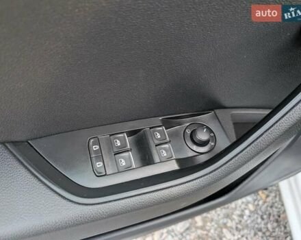 Белый Шкода Суперб, объемом двигателя 1.97 л и пробегом 287 тыс. км за 21550 $, фото 34 на Automoto.ua