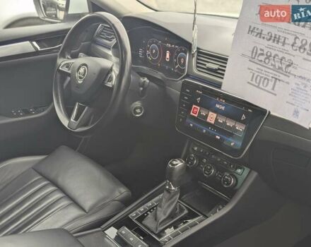 Білий Шкода Суперб, об'ємом двигуна 1.97 л та пробігом 287 тис. км за 22550 $, фото 54 на Automoto.ua
