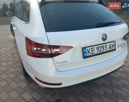 Шкода Суперб 2019 в Днепре (Днепропетровске) на Automoto.ua Белый Шкода Суперб, объемом двигателя 1.97 л и пробегом 410 тыс. км за 15000 $, фото 15 на Automoto.ua