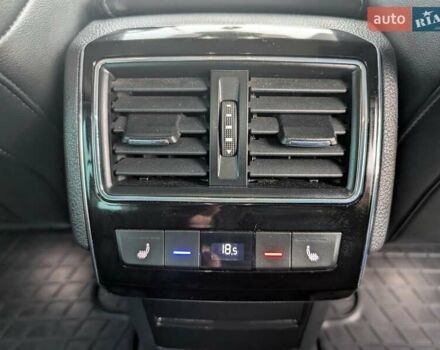 Белый Шкода Суперб, объемом двигателя 1.97 л и пробегом 287 тыс. км за 21550 $, фото 52 на Automoto.ua