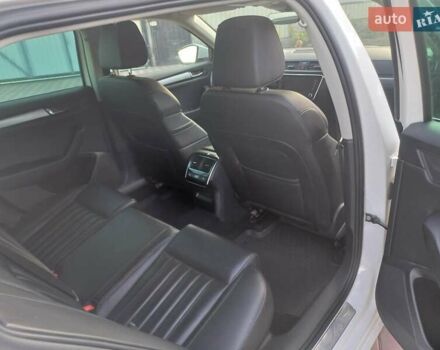 Шкода Суперб 2019 в Днепре (Днепропетровске) на Automoto.ua Белый Шкода Суперб, объемом двигателя 1.97 л и пробегом 410 тыс. км за 15000 $, фото 32 на Automoto.ua