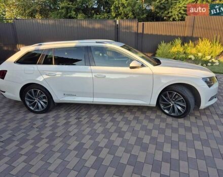 Шкода Суперб 2019 в Днепре (Днепропетровске) на Automoto.ua Белый Шкода Суперб, объемом двигателя 1.97 л и пробегом 410 тыс. км за 15000 $, фото 2 на Automoto.ua