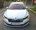 Белый Шкода Суперб, объемом двигателя 1.97 л и пробегом 189 тыс. км за 25000 $, фото 1 на Automoto.ua