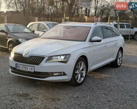 Белый Шкода Суперб, объемом двигателя 1.97 л и пробегом 287 тыс. км за 21550 $, фото 4 на Automoto.ua