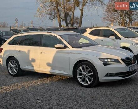Белый Шкода Суперб, объемом двигателя 1.97 л и пробегом 287 тыс. км за 21550 $, фото 10 на Automoto.ua