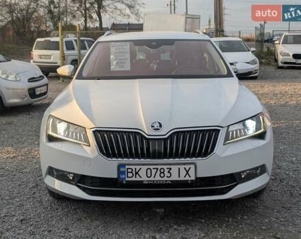 Белый Шкода Суперб, объемом двигателя 1.97 л и пробегом 287 тыс. км за 21550 $, фото 5 на Automoto.ua