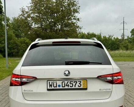 Белый Шкода Суперб, объемом двигателя 2 л и пробегом 195 тыс. км за 18888 $, фото 11 на Automoto.ua