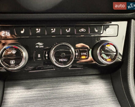 Белый Шкода Суперб, объемом двигателя 1.97 л и пробегом 219 тыс. км за 25500 $, фото 28 на Automoto.ua