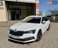 Белый Шкода Суперб, объемом двигателя 1.4 л и пробегом 80 тыс. км за 30973 $, фото 2 на Automoto.ua