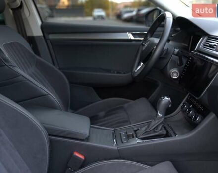 Белый Шкода Суперб, объемом двигателя 1.97 л и пробегом 196 тыс. км за 25500 $, фото 44 на Automoto.ua