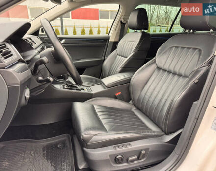 Белый Шкода Суперб, объемом двигателя 1.97 л и пробегом 219 тыс. км за 25500 $, фото 13 на Automoto.ua