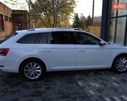 Белый Шкода Суперб, объемом двигателя 1.97 л и пробегом 196 тыс. км за 25500 $, фото 10 на Automoto.ua