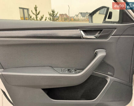 Белый Шкода Суперб, объемом двигателя 1.97 л и пробегом 219 тыс. км за 25500 $, фото 12 на Automoto.ua