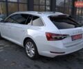 Белый Шкода Суперб, объемом двигателя 1.97 л и пробегом 196 тыс. км за 25500 $, фото 7 на Automoto.ua