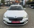 Белый Шкода Суперб, объемом двигателя 1.97 л и пробегом 180 тыс. км за 17000 $, фото 1 на Automoto.ua