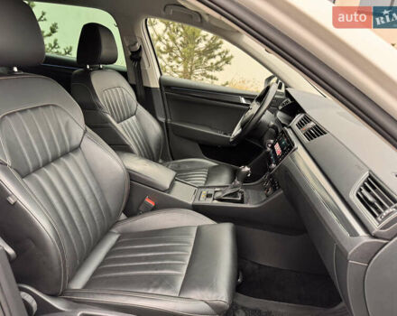 Белый Шкода Суперб, объемом двигателя 1.97 л и пробегом 219 тыс. км за 25500 $, фото 21 на Automoto.ua