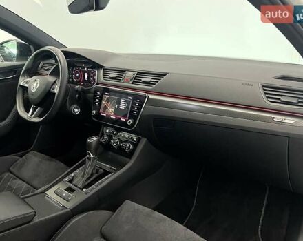 Белый Шкода Суперб, объемом двигателя 1.97 л и пробегом 193 тыс. км за 29999 $, фото 25 на Automoto.ua