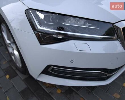 Белый Шкода Суперб, объемом двигателя 1.97 л и пробегом 196 тыс. км за 25500 $, фото 15 на Automoto.ua