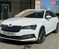 Белый Шкода Суперб, объемом двигателя 1.4 л и пробегом 80 тыс. км за 30973 $, фото 1 на Automoto.ua