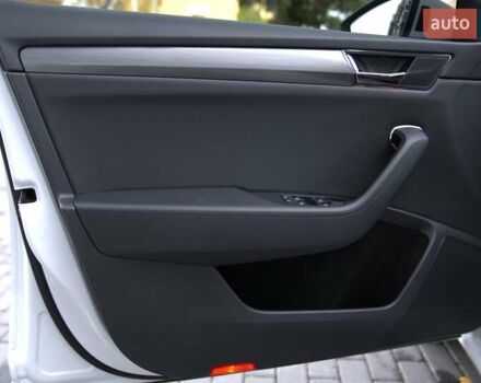 Белый Шкода Суперб, объемом двигателя 1.97 л и пробегом 196 тыс. км за 25500 $, фото 25 на Automoto.ua