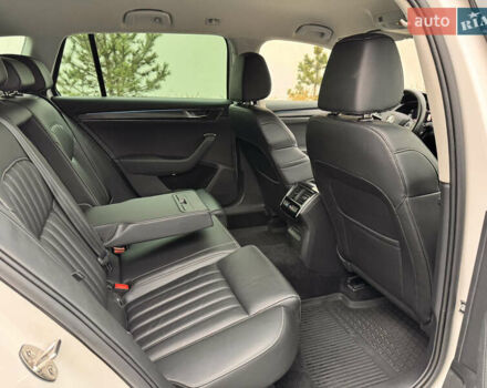 Белый Шкода Суперб, объемом двигателя 1.97 л и пробегом 219 тыс. км за 25500 $, фото 18 на Automoto.ua