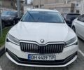 Белый Шкода Суперб, объемом двигателя 1.97 л и пробегом 130 тыс. км за 27500 $, фото 1 на Automoto.ua