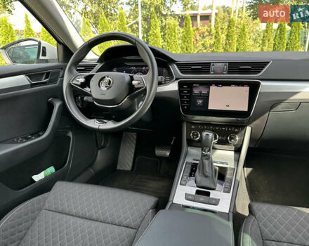Білий Шкода Суперб, об'ємом двигуна 1.97 л та пробігом 56 тис. км за 28000 $, фото 31 на Automoto.ua