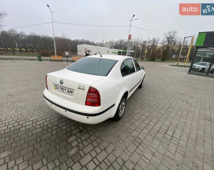 Белый Шкода Суперб, объемом двигателя 1.78 л и пробегом 240 тыс. км за 5000 $, фото 25 на Automoto.ua