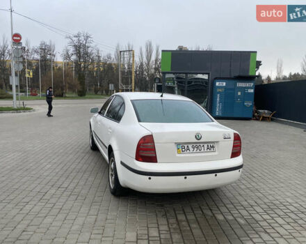 Белый Шкода Суперб, объемом двигателя 1.78 л и пробегом 240 тыс. км за 5000 $, фото 12 на Automoto.ua