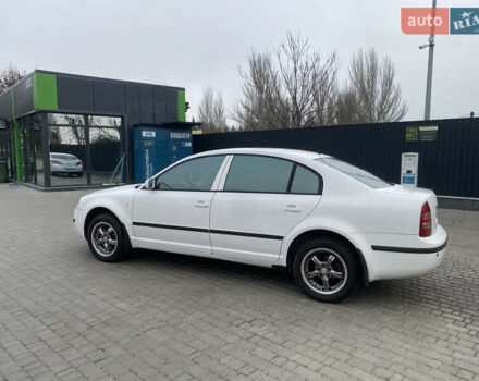 Белый Шкода Суперб, объемом двигателя 1.78 л и пробегом 240 тыс. км за 5000 $, фото 15 на Automoto.ua