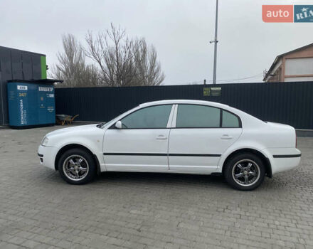 Белый Шкода Суперб, объемом двигателя 1.78 л и пробегом 240 тыс. км за 5000 $, фото 16 на Automoto.ua