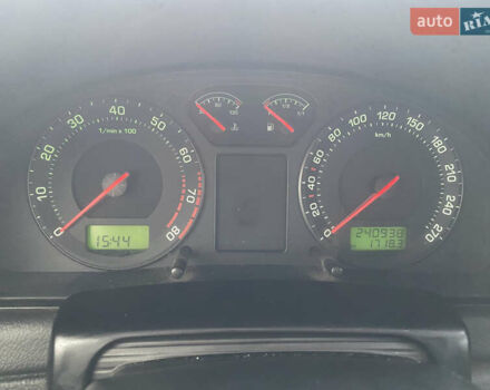 Белый Шкода Суперб, объемом двигателя 1.78 л и пробегом 240 тыс. км за 5000 $, фото 53 на Automoto.ua