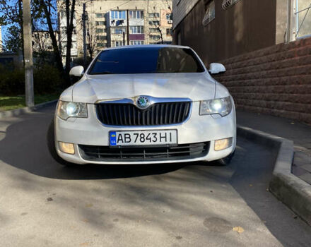 Белый Шкода Суперб, объемом двигателя 1.8 л и пробегом 326 тыс. км за 7000 $, фото 29 на Automoto.ua