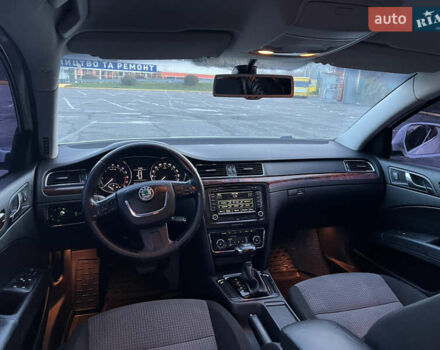 Белый Шкода Суперб, объемом двигателя 2 л и пробегом 270 тыс. км за 8700 $, фото 12 на Automoto.ua