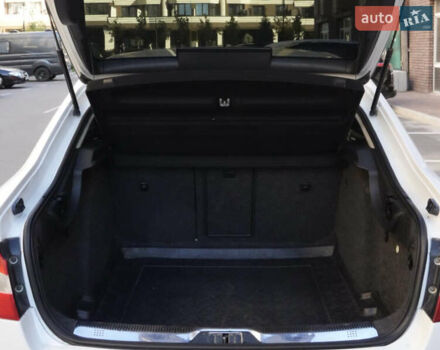 Білий Шкода Суперб, об'ємом двигуна 1.8 л та пробігом 285 тис. км за 8200 $, фото 9 на Automoto.ua