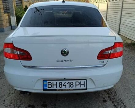 Белый Шкода Суперб, объемом двигателя 1.8 л и пробегом 247 тыс. км за 8500 $, фото 2 на Automoto.ua