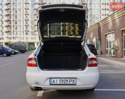 Білий Шкода Суперб, об'ємом двигуна 1.8 л та пробігом 285 тис. км за 8200 $, фото 7 на Automoto.ua