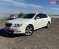 Белый Шкода Суперб, объемом двигателя 1.8 л и пробегом 238 тыс. км за 8500 $, фото 1 на Automoto.ua