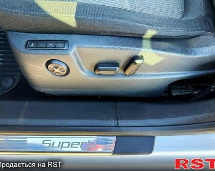 Белый Шкода Суперб, объемом двигателя 1.8 л и пробегом 238 тыс. км за 8500 $, фото 10 на Automoto.ua