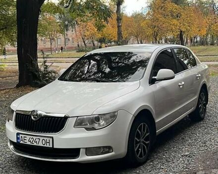 Белый Шкода Суперб, объемом двигателя 1.8 л и пробегом 241 тыс. км за 7100 $, фото 16 на Automoto.ua