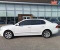 Белый Шкода Суперб, объемом двигателя 1.8 л и пробегом 350 тыс. км за 8300 $, фото 3 на Automoto.ua