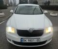 Белый Шкода Суперб, объемом двигателя 1.97 л и пробегом 250 тыс. км за 13600 $, фото 31 на Automoto.ua