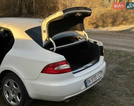 Белый Шкода Суперб, объемом двигателя 1.8 л и пробегом 307 тыс. км за 8200 $, фото 7 на Automoto.ua