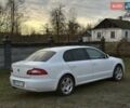 Белый Шкода Суперб, объемом двигателя 1.8 л и пробегом 307 тыс. км за 8200 $, фото 3 на Automoto.ua