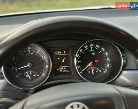 Белый Шкода Суперб, объемом двигателя 1.8 л и пробегом 307 тыс. км за 8200 $, фото 19 на Automoto.ua