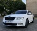 Белый Шкода Суперб, объемом двигателя 1.8 л и пробегом 162 тыс. км за 10200 $, фото 1 на Automoto.ua