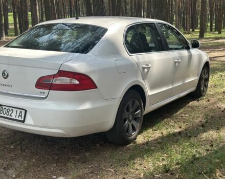Белый Шкода Суперб, объемом двигателя 1.6 л и пробегом 280 тыс. км за 9000 $, фото 8 на Automoto.ua