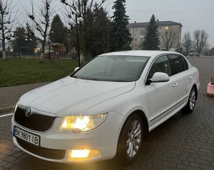Белый Шкода Суперб, объемом двигателя 1.97 л и пробегом 250 тыс. км за 13600 $, фото 38 на Automoto.ua