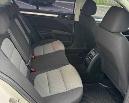 Белый Шкода Суперб, объемом двигателя 1.8 л и пробегом 109 тыс. км за 10500 $, фото 19 на Automoto.ua