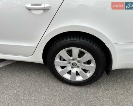 Белый Шкода Суперб, объемом двигателя 1.8 л и пробегом 109 тыс. км за 10500 $, фото 27 на Automoto.ua